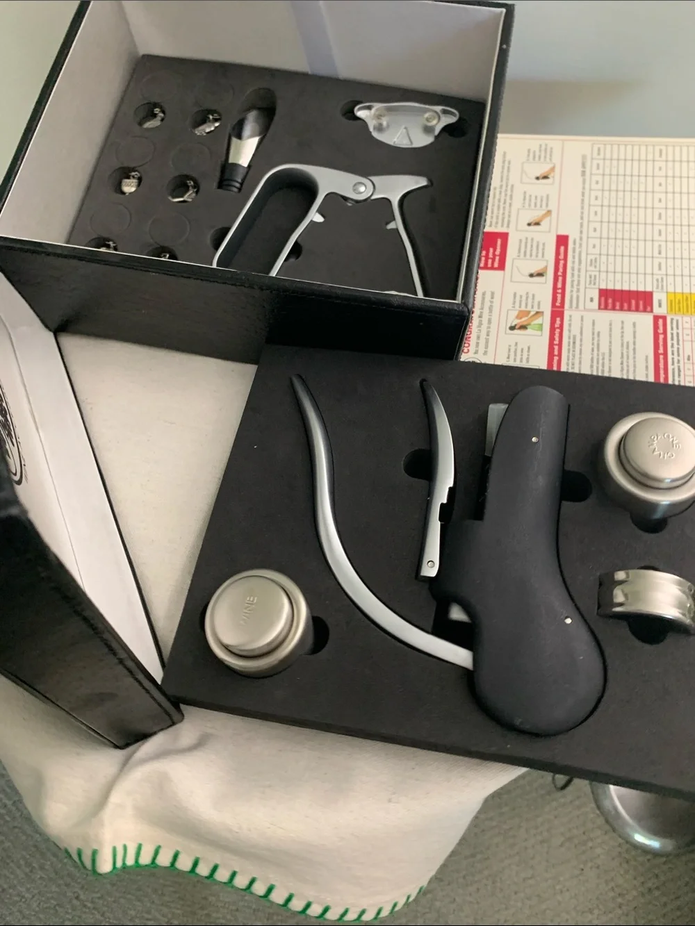 LaVigna Lever-Style Wine&Champagne Opener Set in Silver Steel
